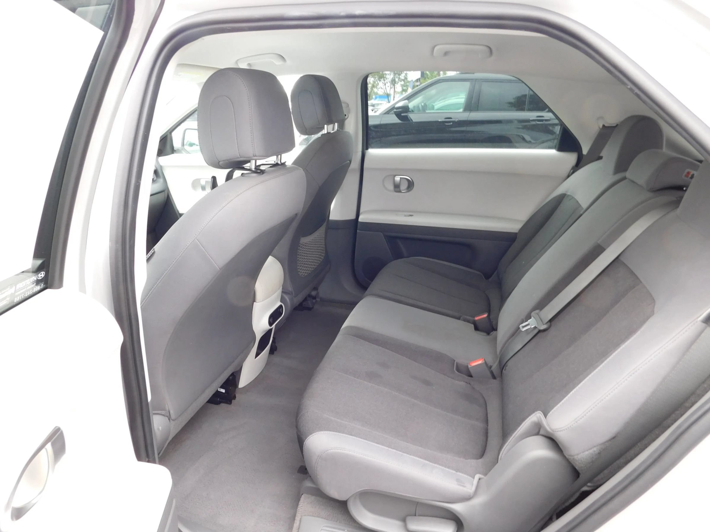 Used 2024 Hyundai Ioniq 5 SE RWD image 11