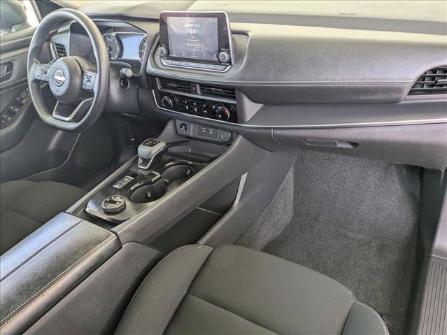 Used 2024 Nissan Rogue S image 21