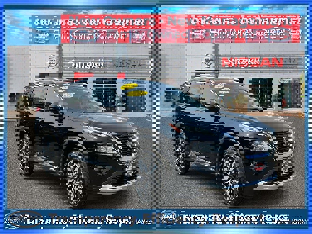 Certified 2022 Nissan Rogue Platinum w/ Head-Up Display Package