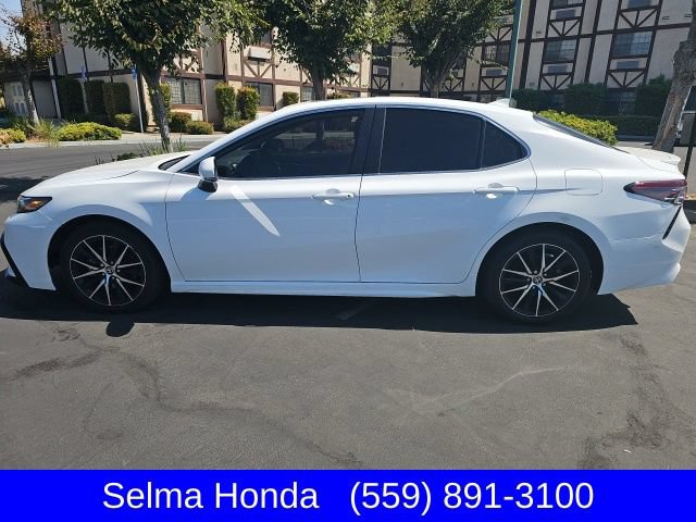 Used 2024 Toyota Camry SE
