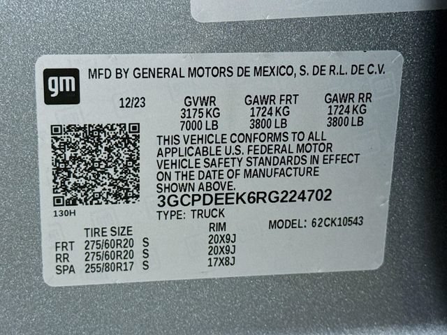 Used 2024 Chevrolet Silverado 1500 RST AWD/4WD image 32