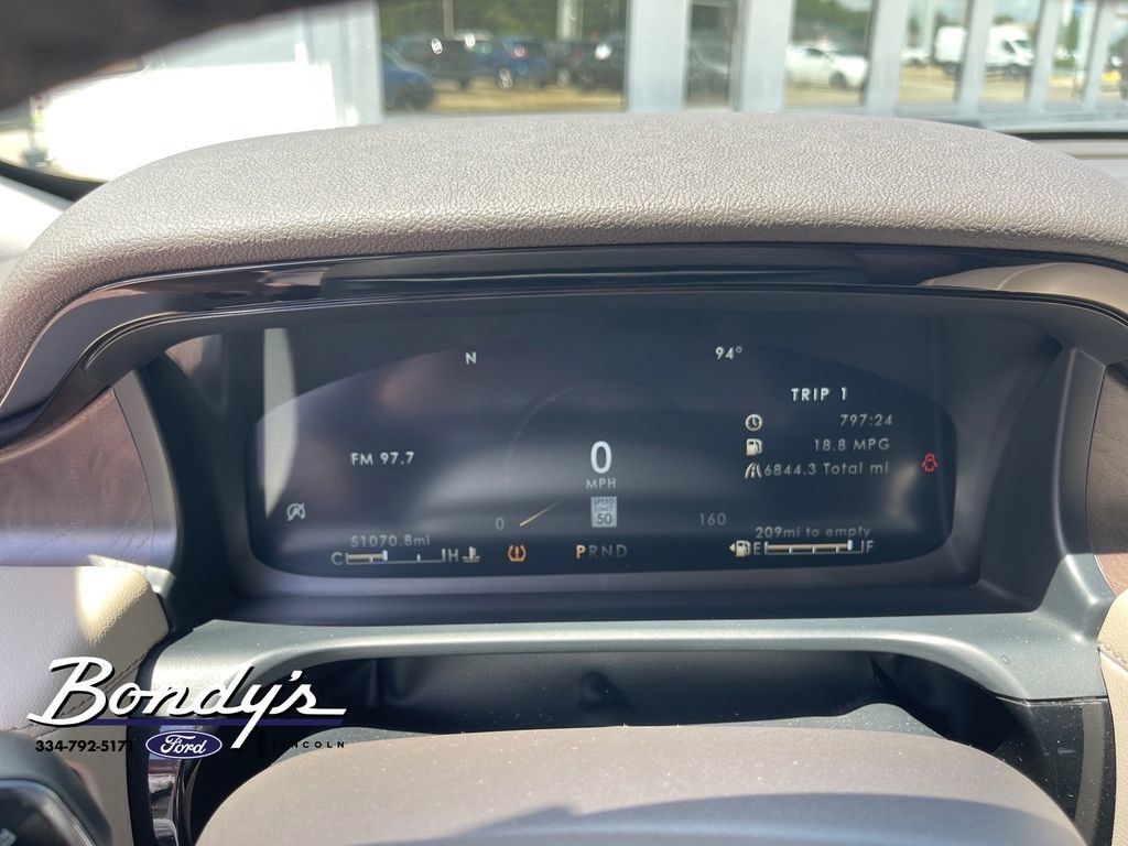 Used 2024 Lincoln Aviator Reserve w/ Equipment Group 201A AWD/4WD image 4