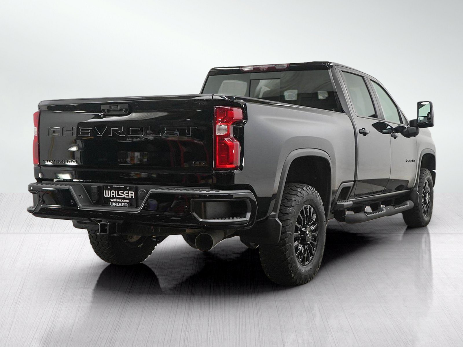Used 2022 Chevrolet Silverado 2500 LTZ w/ LTZ Plus Package AWD/4WD image 5