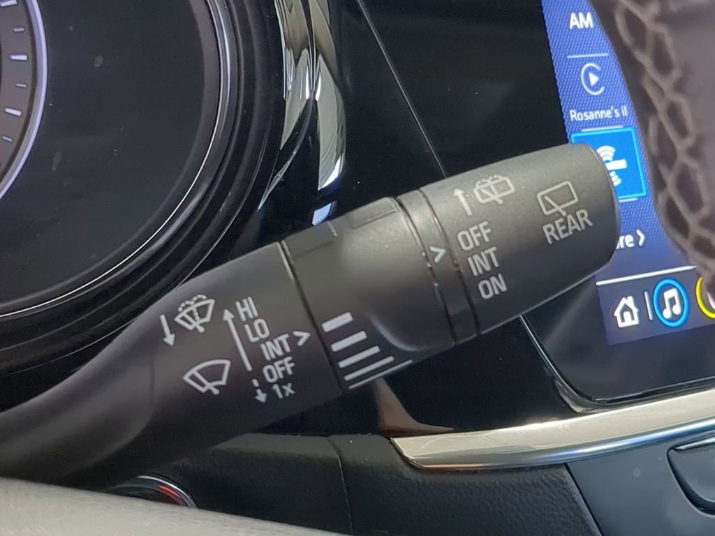 Used 2023 Buick Encore GX Select AWD/4WD image 25