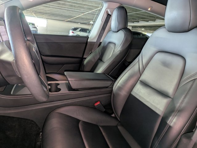 Used 2021 Tesla Model Y Long Range AWD/4WD image 18