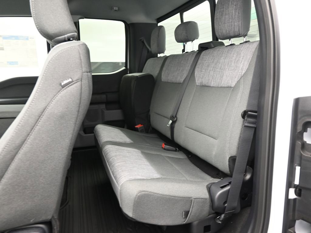 New 2026 Ford F350 XLT w/ FX4 Off-Road Package image 18