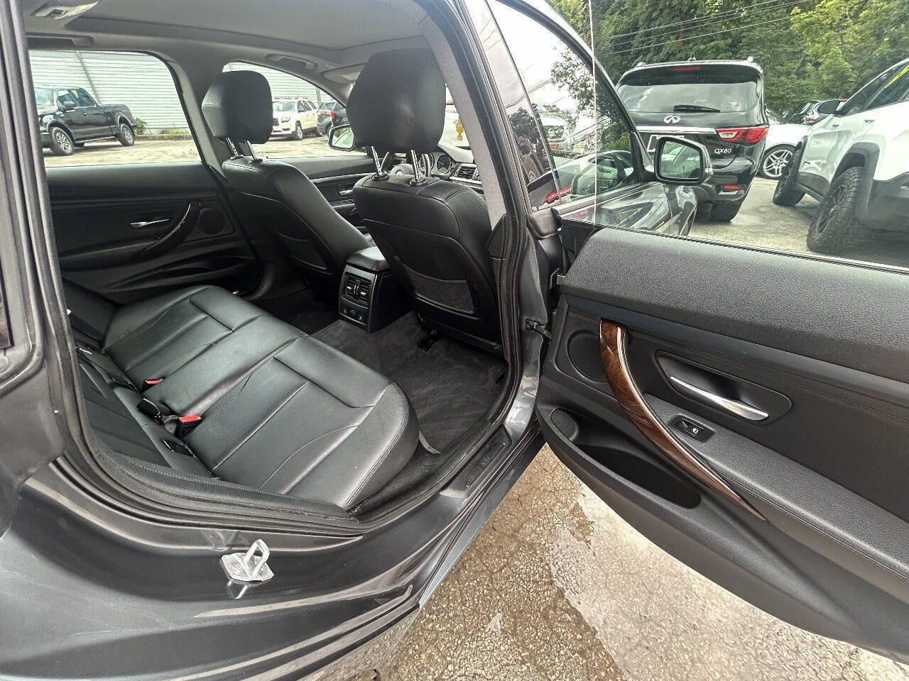 Used 2015 BMW 328i Gran Turismo xDrive AWD/4WD image 8