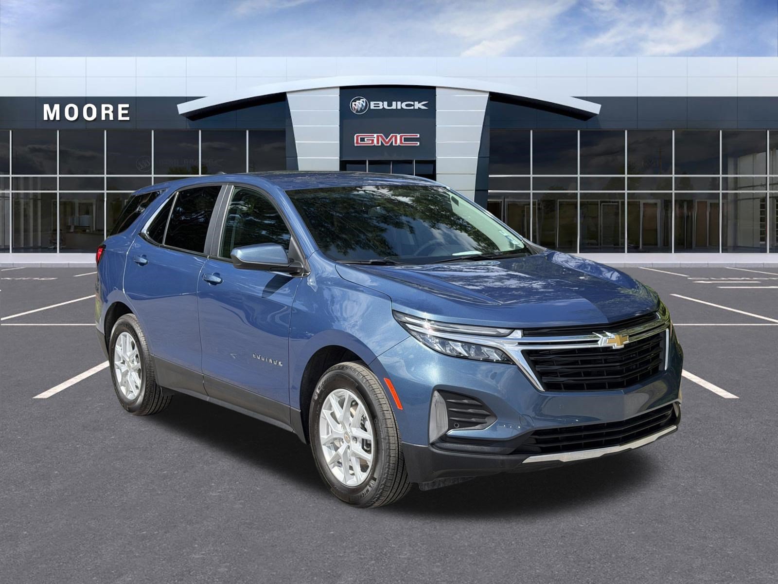 Used 2024 Chevrolet Equinox LT FWD image 3