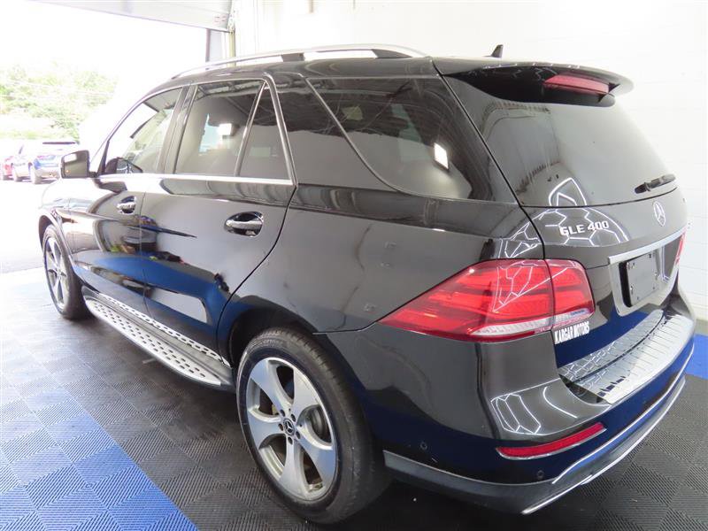 Used 2019 Mercedes-Benz GLE 400 4MATIC w/ Premium 3 Package image 10