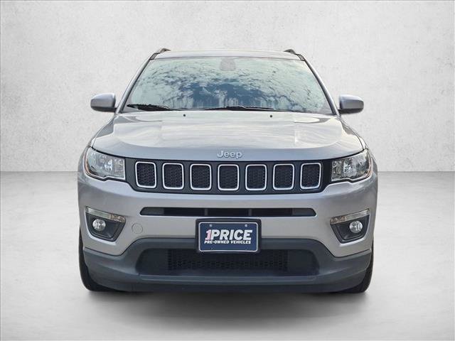 Used 2020 Jeep Compass Latitude w/ Popular Equipment Group FWD image 2
