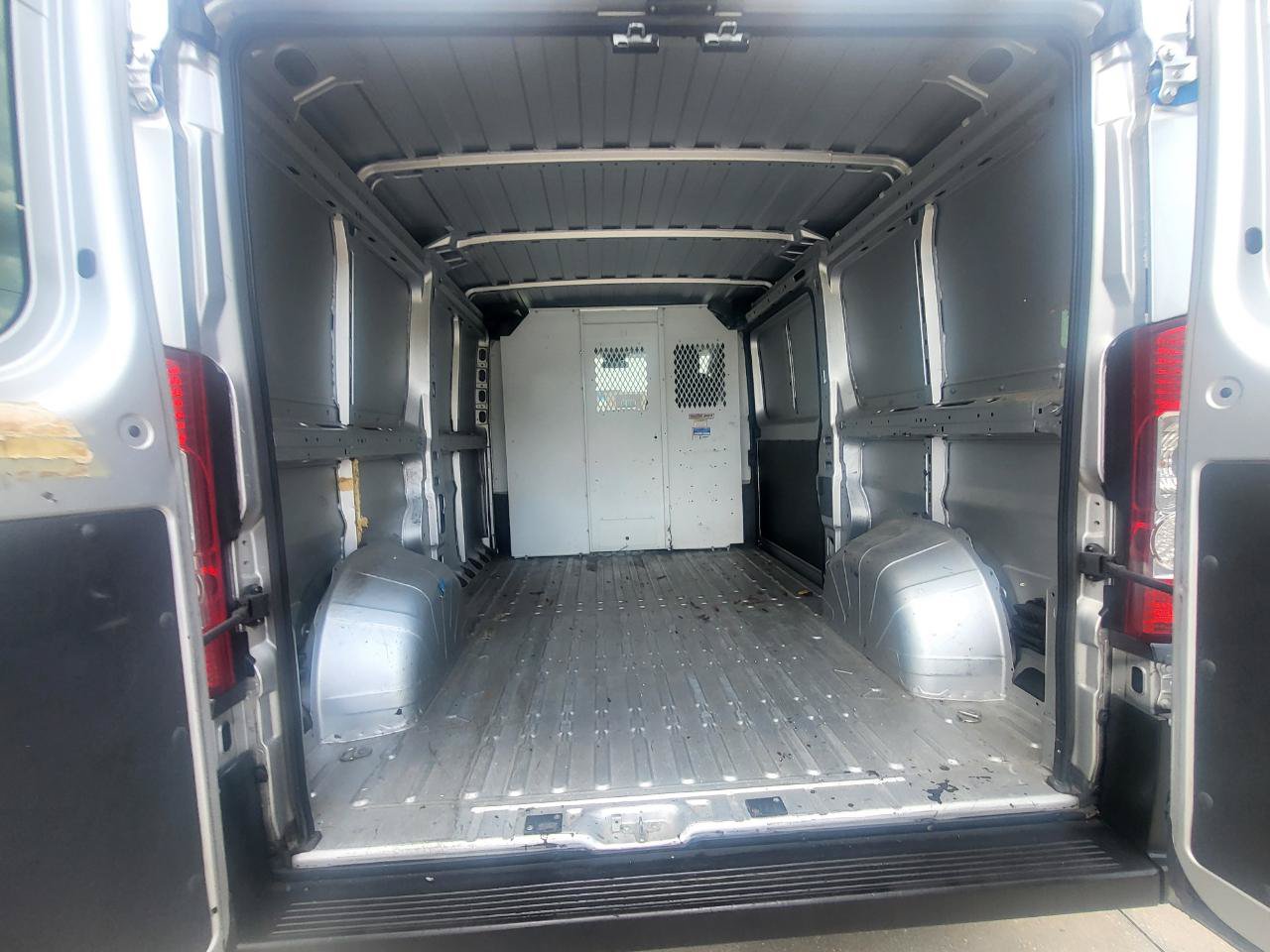 Used 2017 RAM ProMaster 1500 w/ Interior Convenience Group FWD image 31