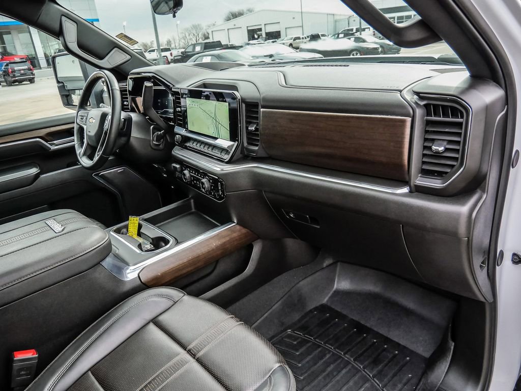 Certified 2025 Chevrolet Silverado 2500 High Country w/ High Country Premium Package image 18