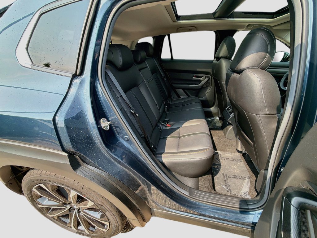 Certified 2026 MAZDA CX-50 AWD 2.5 S w/ Premium Package image 31