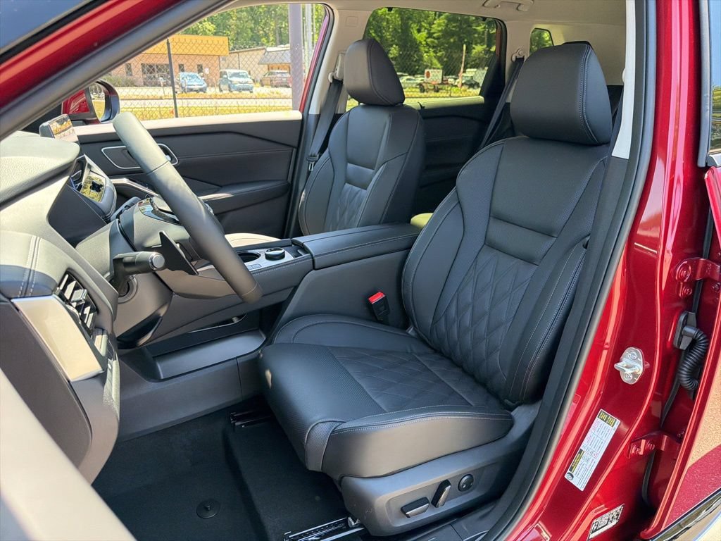 New 2026 Nissan Rogue Platinum AWD/4WD image 16