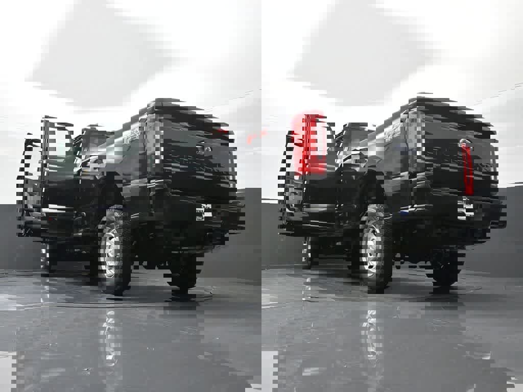 New 2025 Ford F250 XL w/ FX4 Off-Road Package image 34