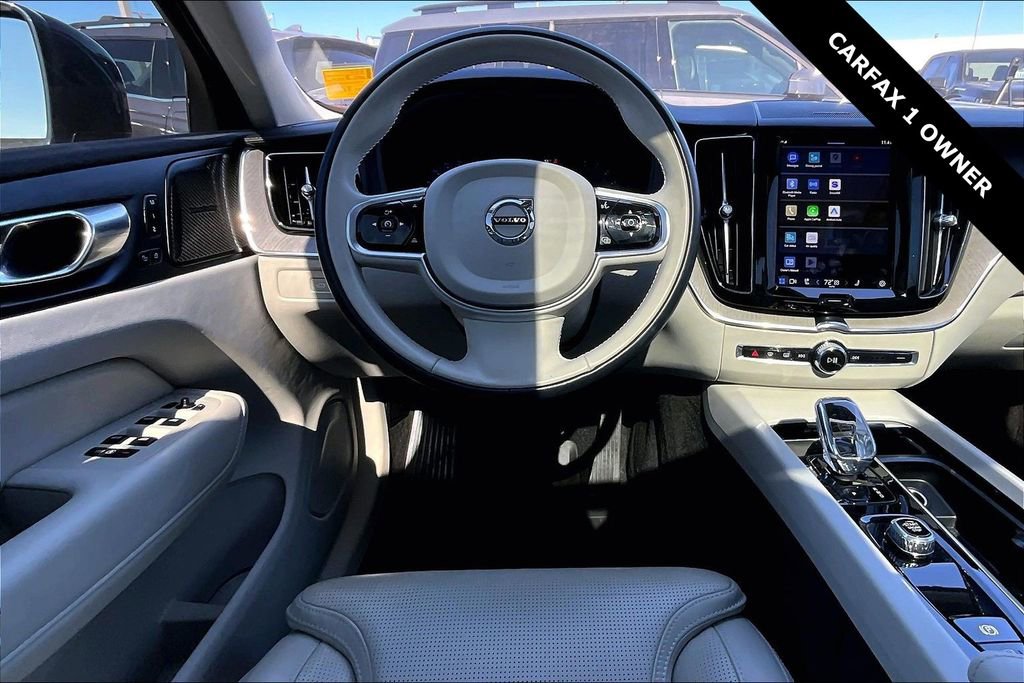Used 2023 Volvo XC60 B5 Ultimate w/ Climate Package image 8