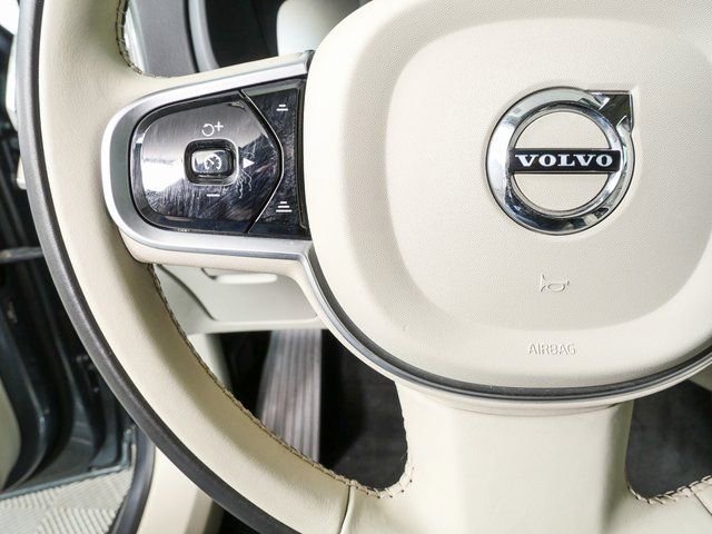 Used 2020 Volvo XC90 T6 Inscription w/ Protection Package Premier image 10