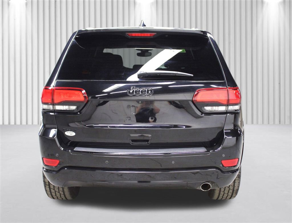 Used 2018 Jeep Grand Cherokee Altitude image 4