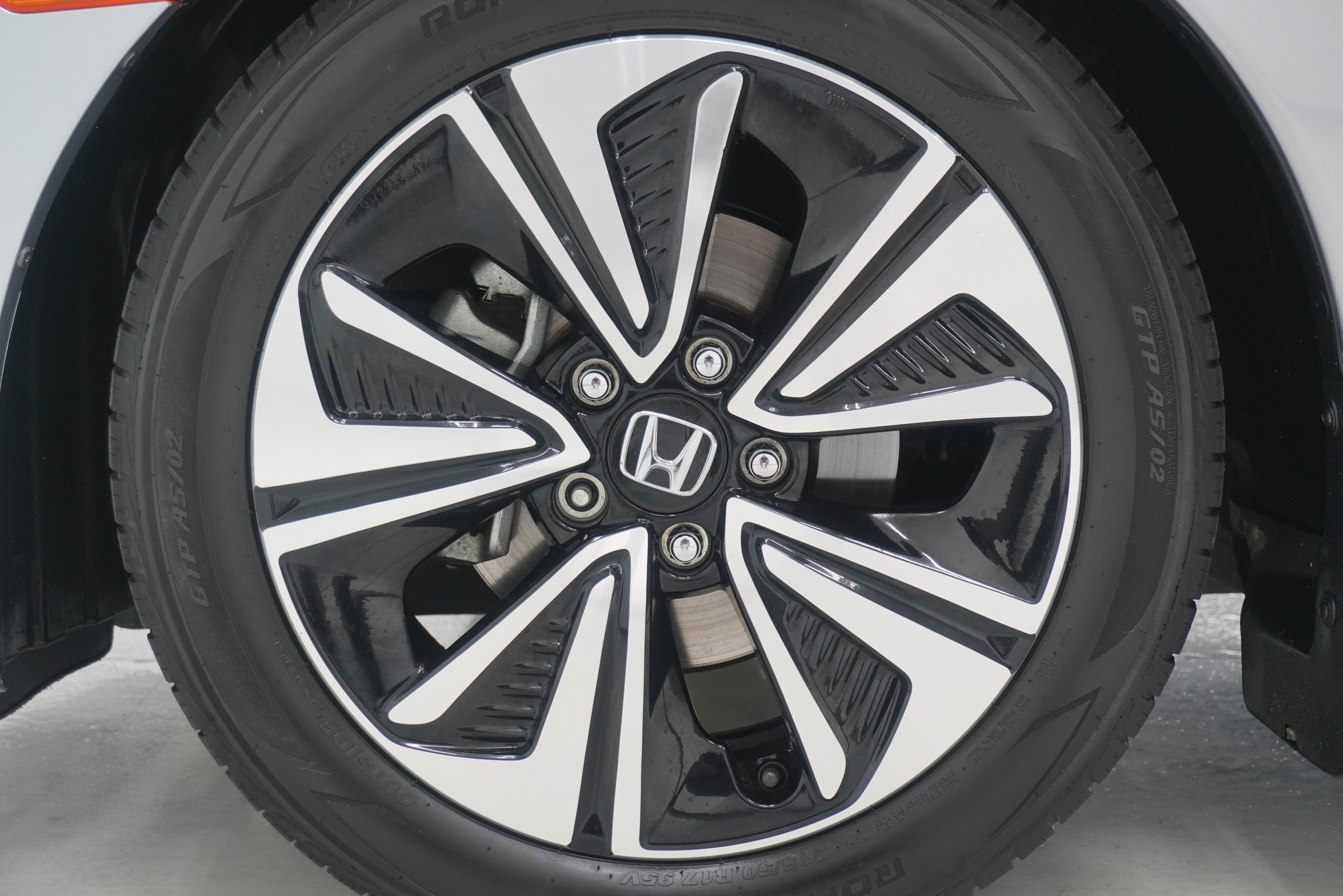 Used 2018 Honda Civic EX-L image 31
