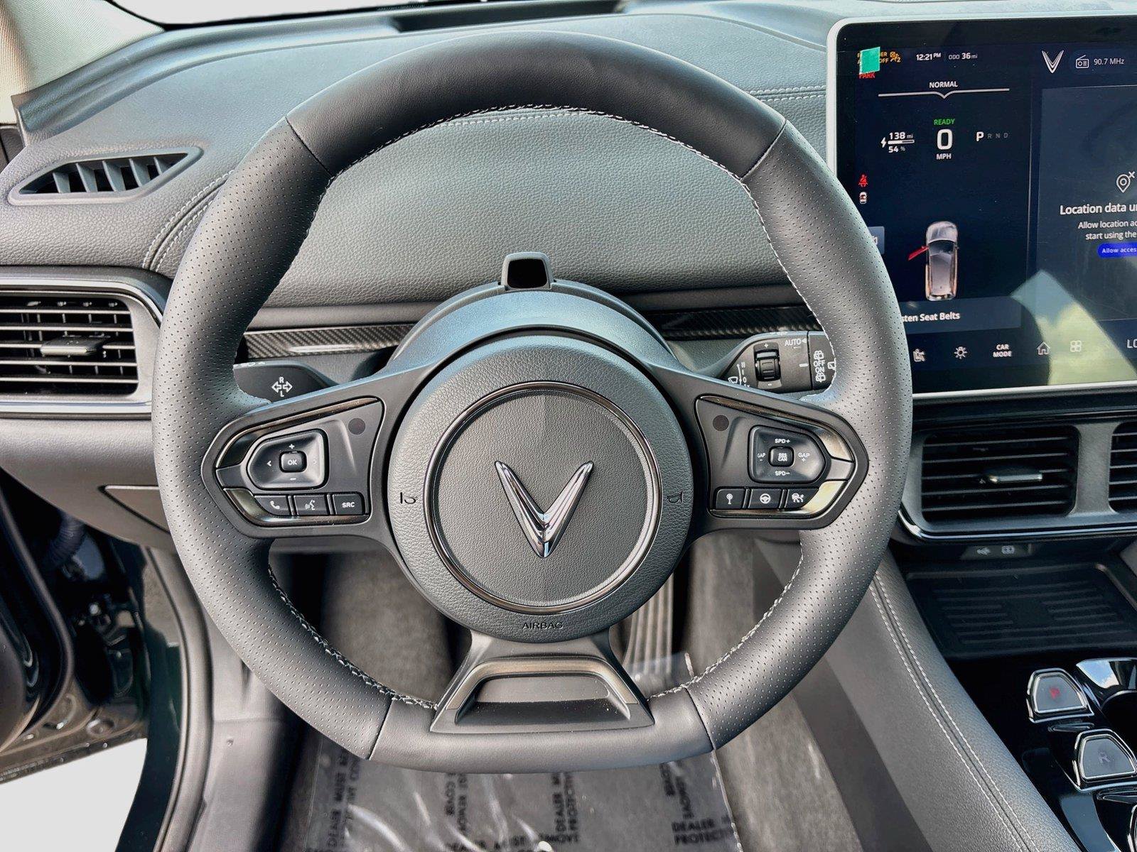 New 2027 VinFast VF 8 Eco AWD/4WD image 11