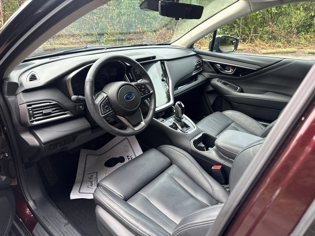 Used 2025 Subaru Outback Touring AWD/4WD image 13