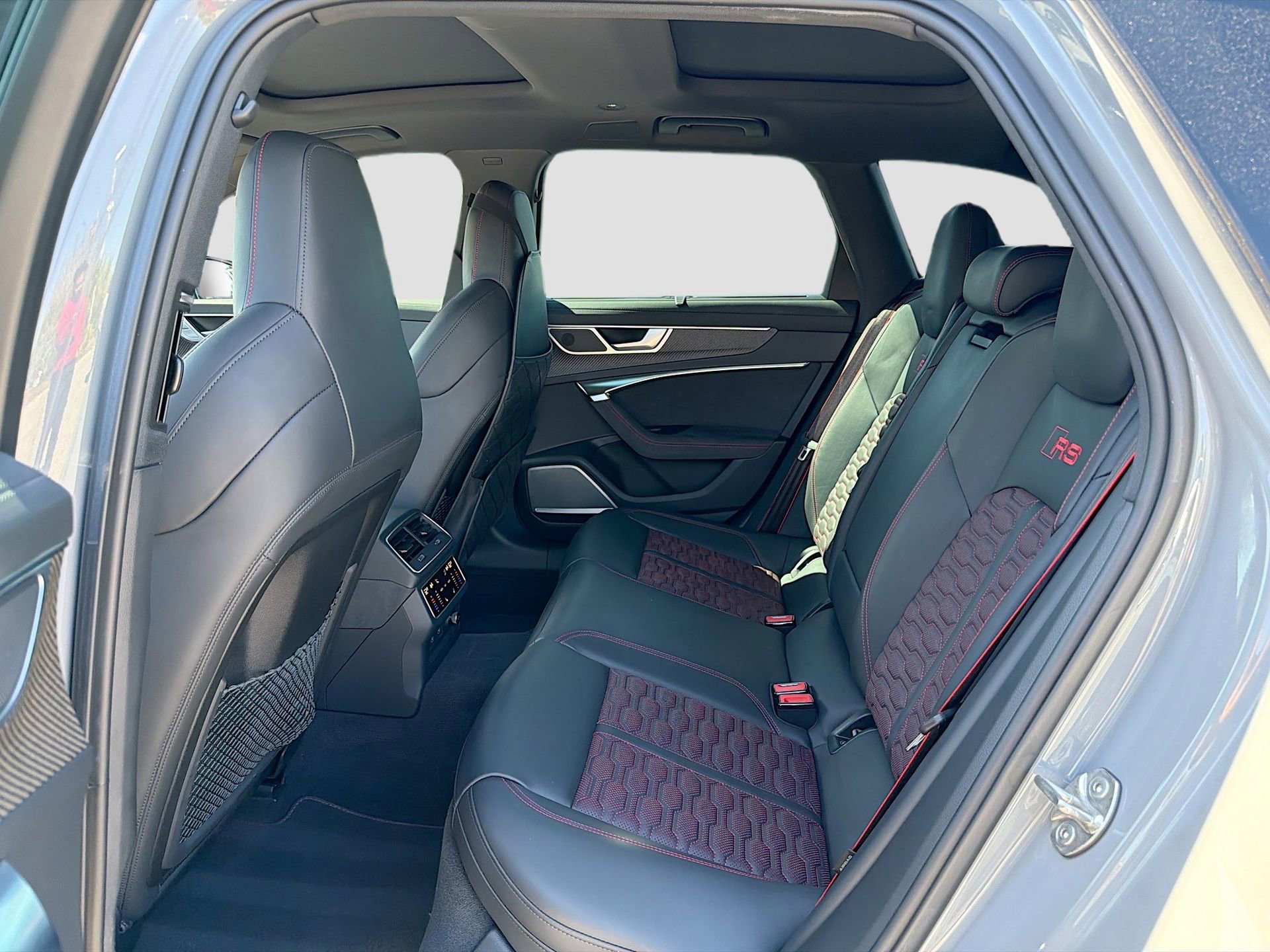 Used 2025 Audi RS 6 performance image 22