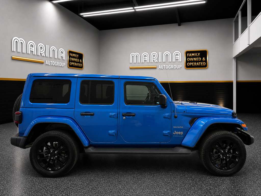 Used 2023 Jeep Wrangler Unlimited Sahara w/ Cold Weather Group AWD/4WD image 21