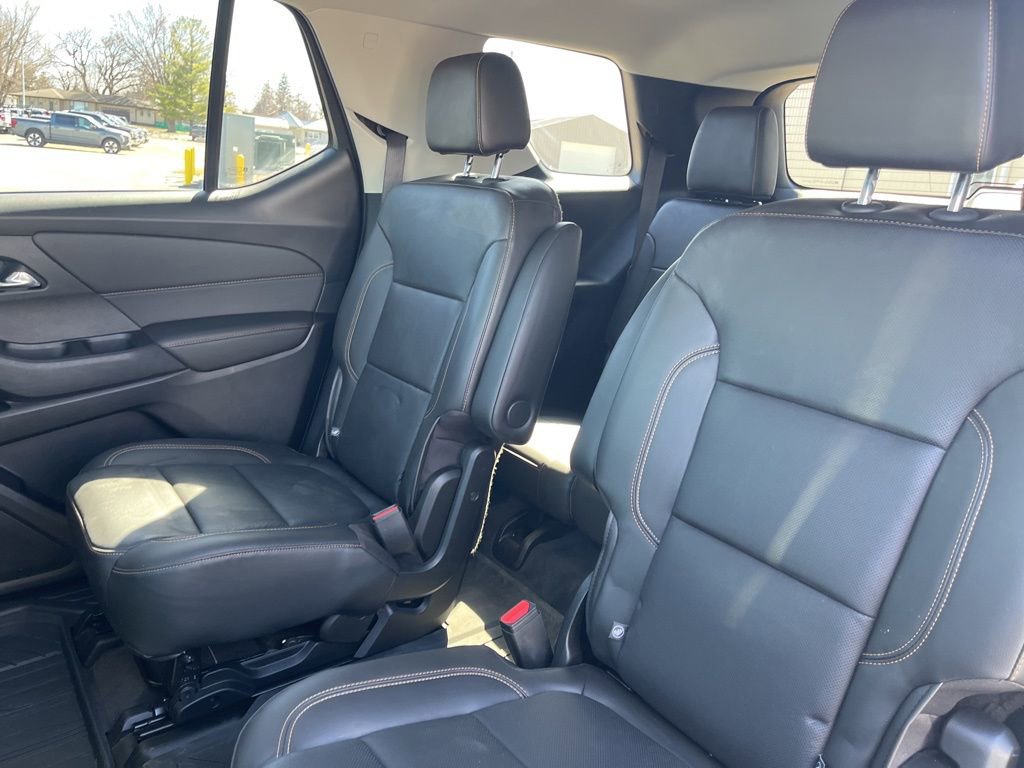 Used 2020 Chevrolet Traverse Premier image 14
