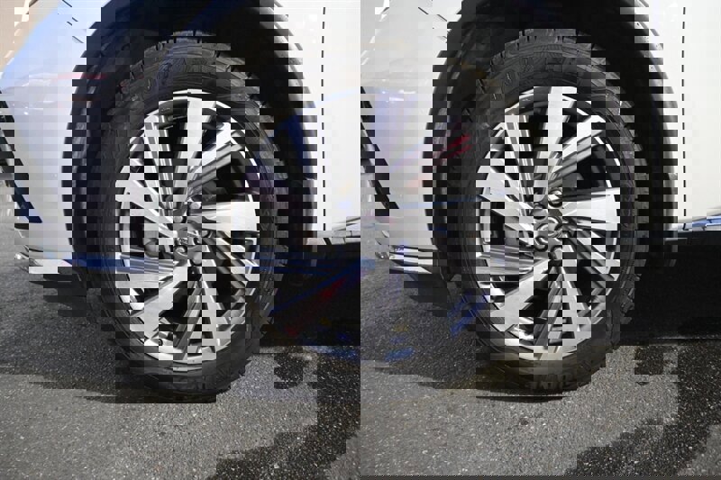 Used 2021 Nissan Murano SL w/ SL Moonroof Package image 15