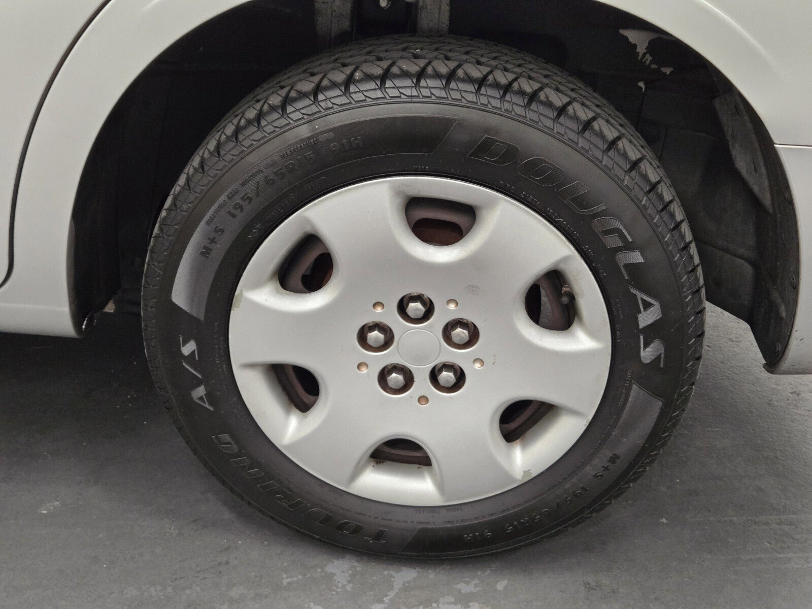 Used 2009 Chrysler PT Cruiser FWD image 6