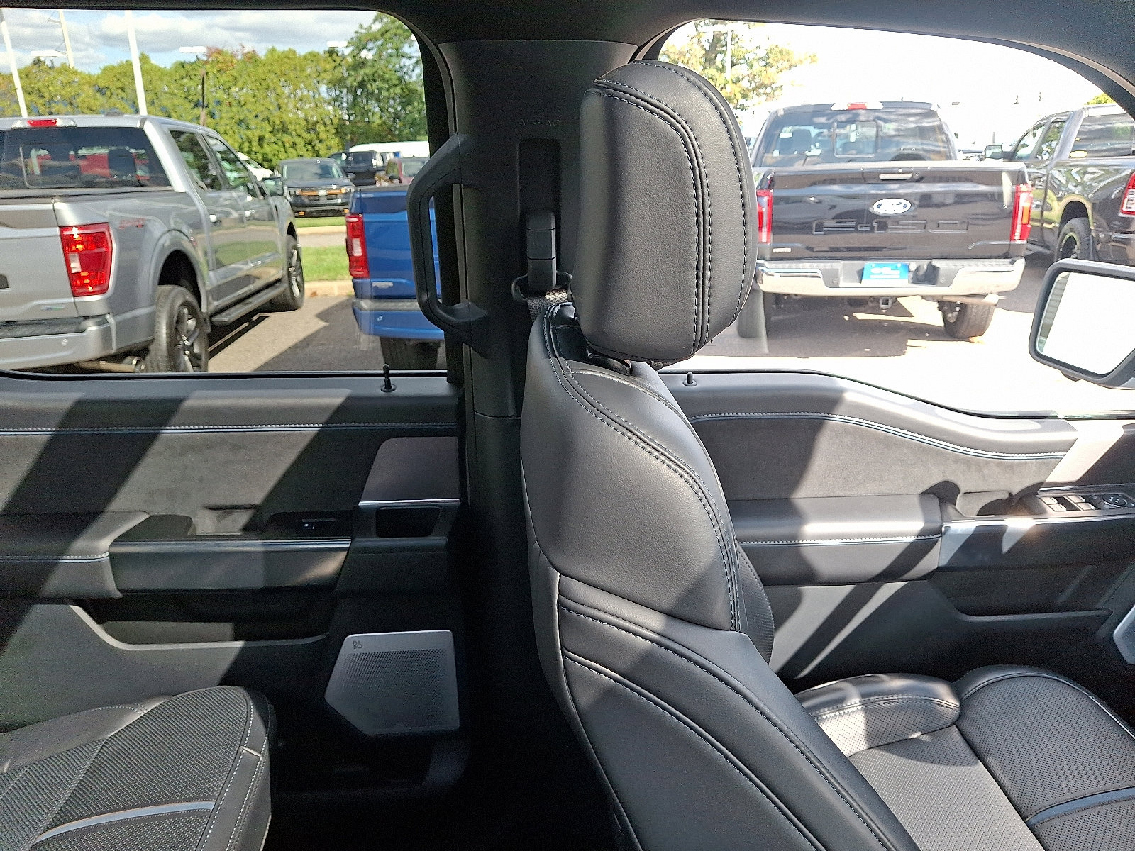 Used 2025 Ford F150 Platinum w/ Equipment Group 702A High image 13