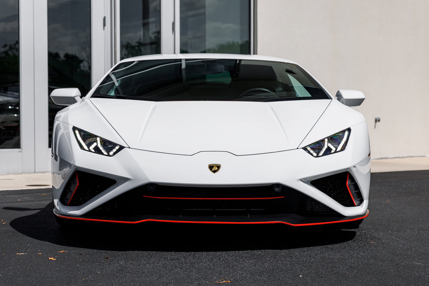 Used 2022 Lamborghini Huracan EVO RWD image 5