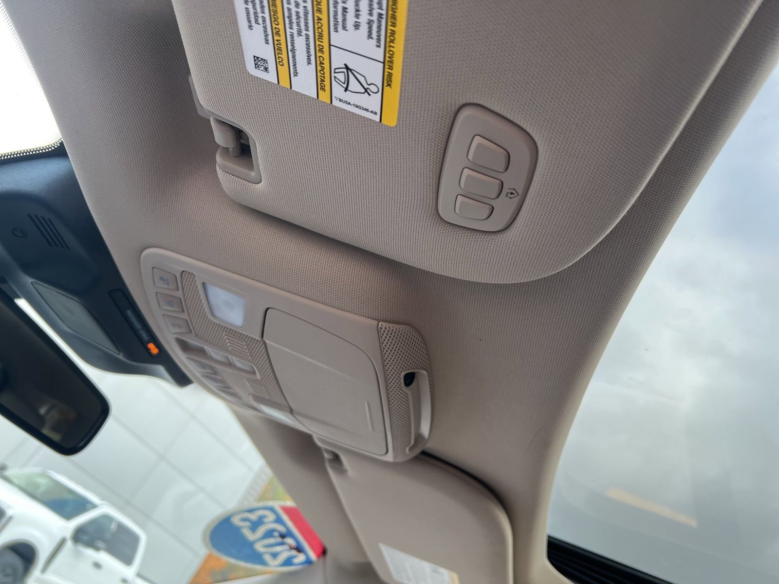 Used 2023 Ford Expedition Limited image 42