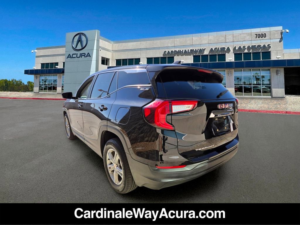 Used 2023 GMC Terrain SLE FWD image 3