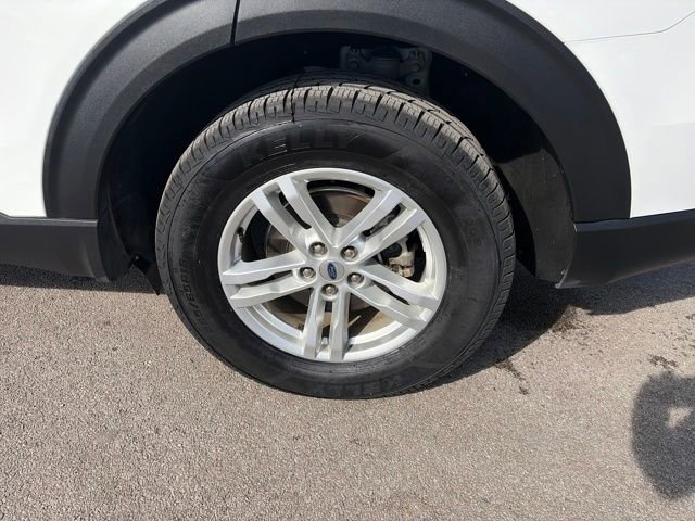 Used 2023 Ford Explorer XLT w/ Equipment Group 202A image 48