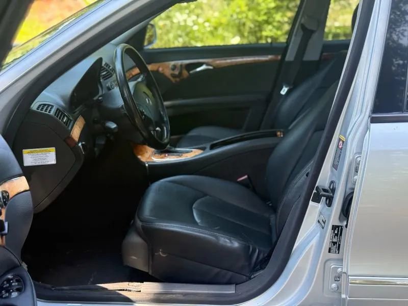 Used 2006 Mercedes-Benz E 350 Sedan image 9