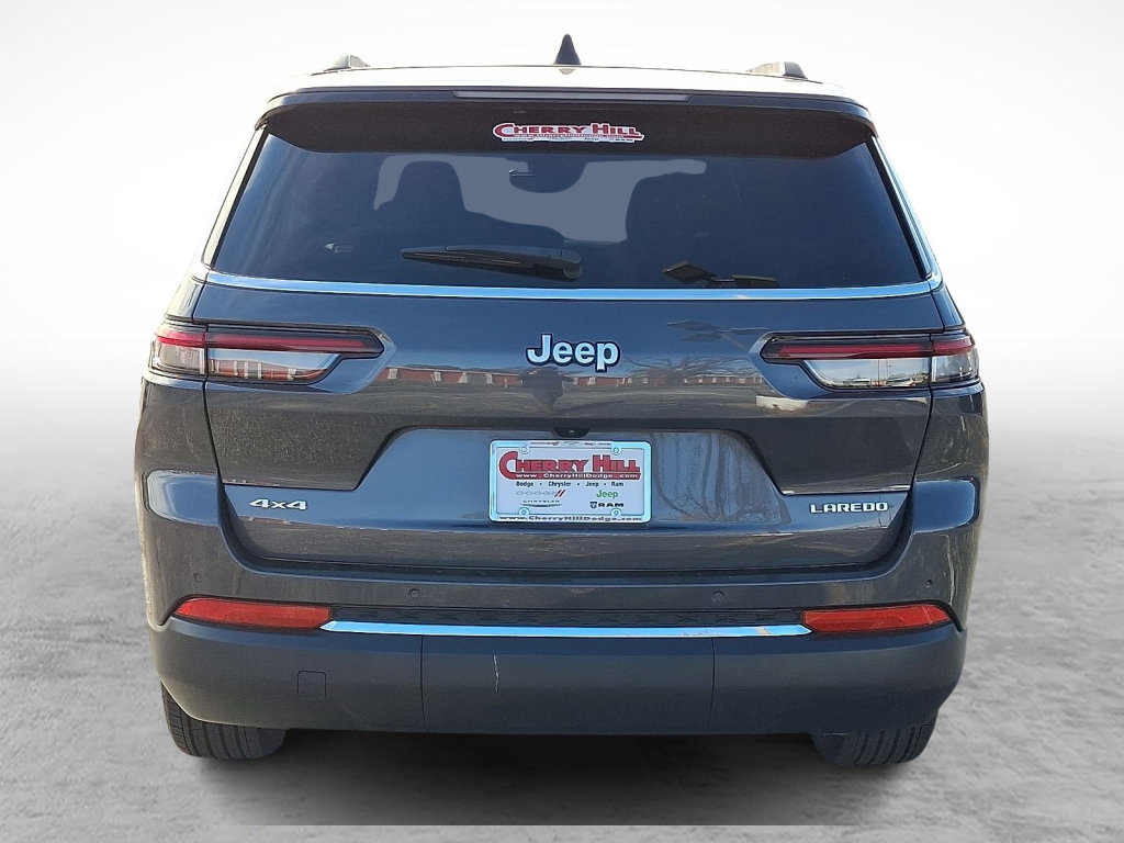 Used 2024 Jeep Grand Cherokee L Laredo w/ Luxury Tech Group I image 4