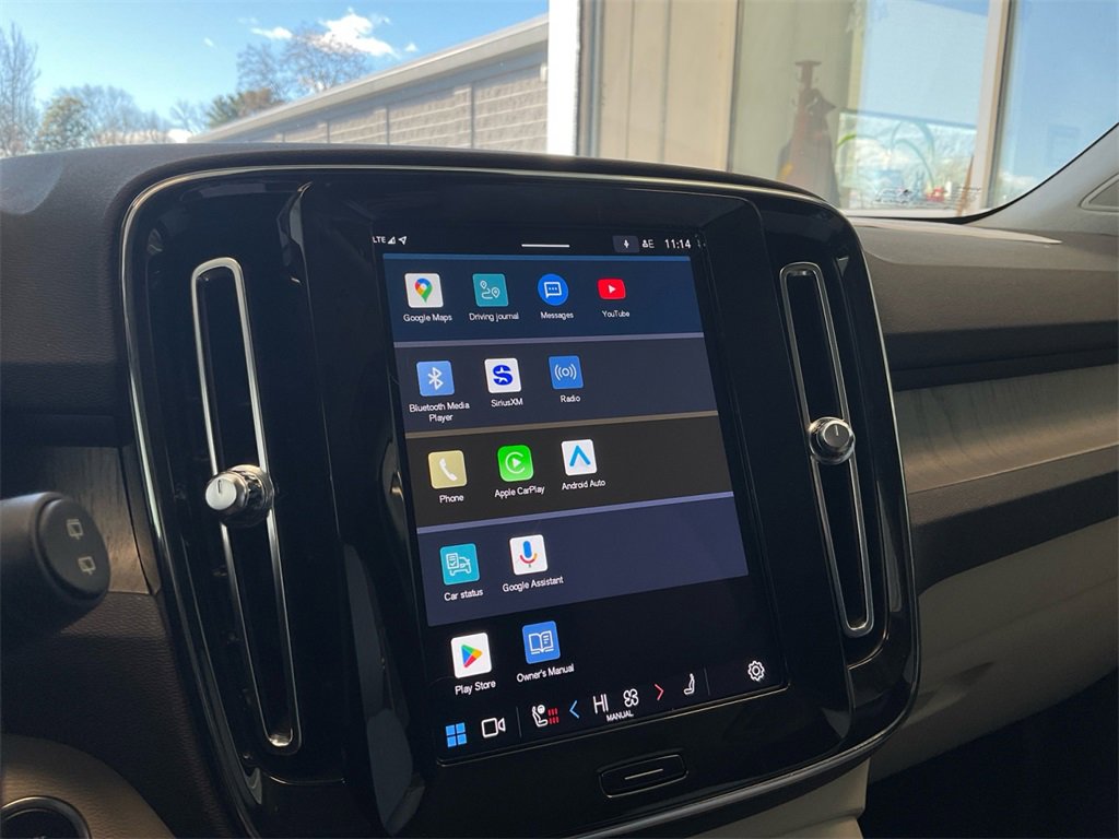 Certified 2023 Volvo XC40 B5 Plus w/ Driver Assist Package image 20