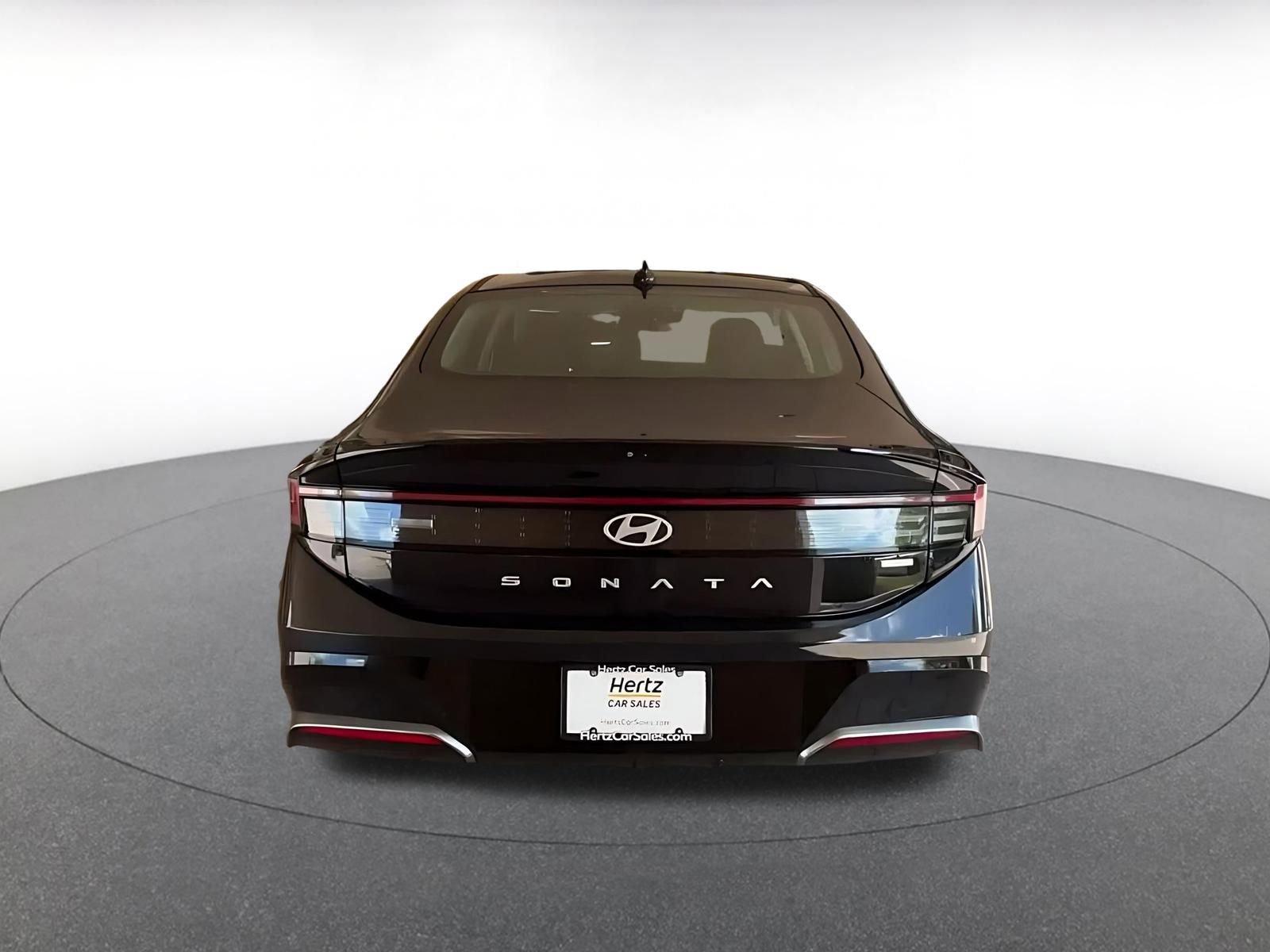 Used 2025 Hyundai Sonata SEL FWD image 11