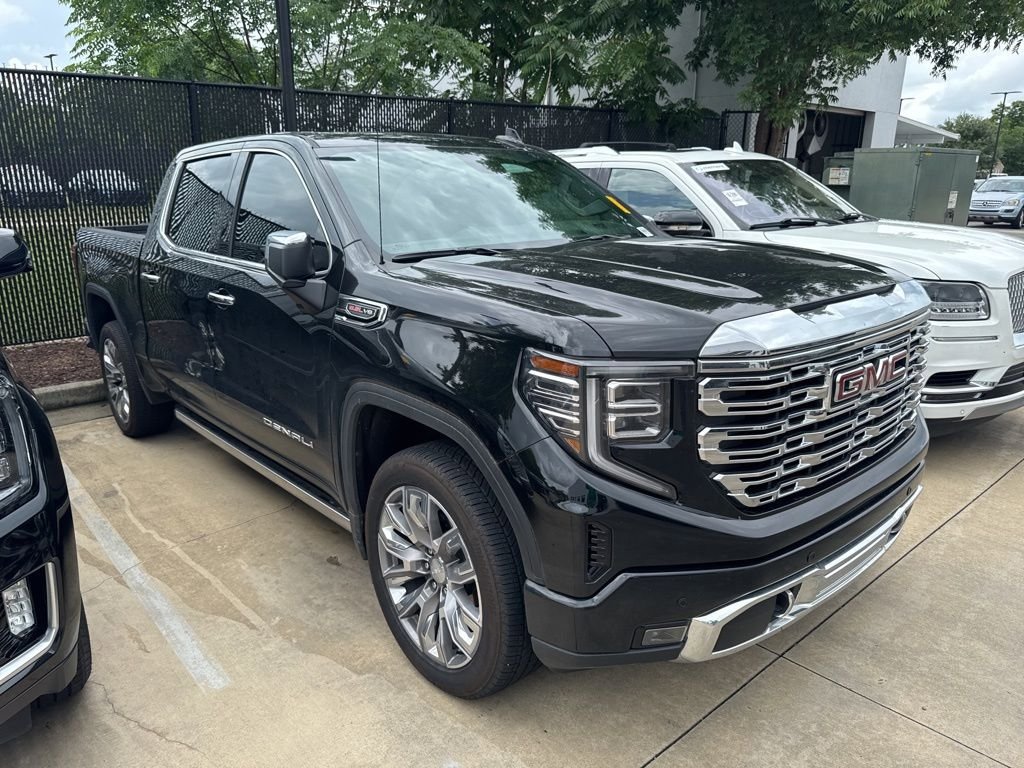 Used 2025 GMC Sierra 1500 Denali w/ Denali Reserve Package AWD/4WD image 2