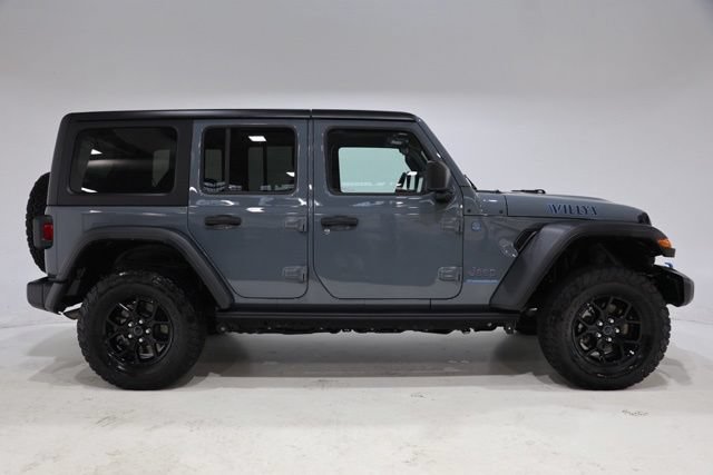 Used 2024 Jeep Wrangler Unlimited AWD/4WD image 8