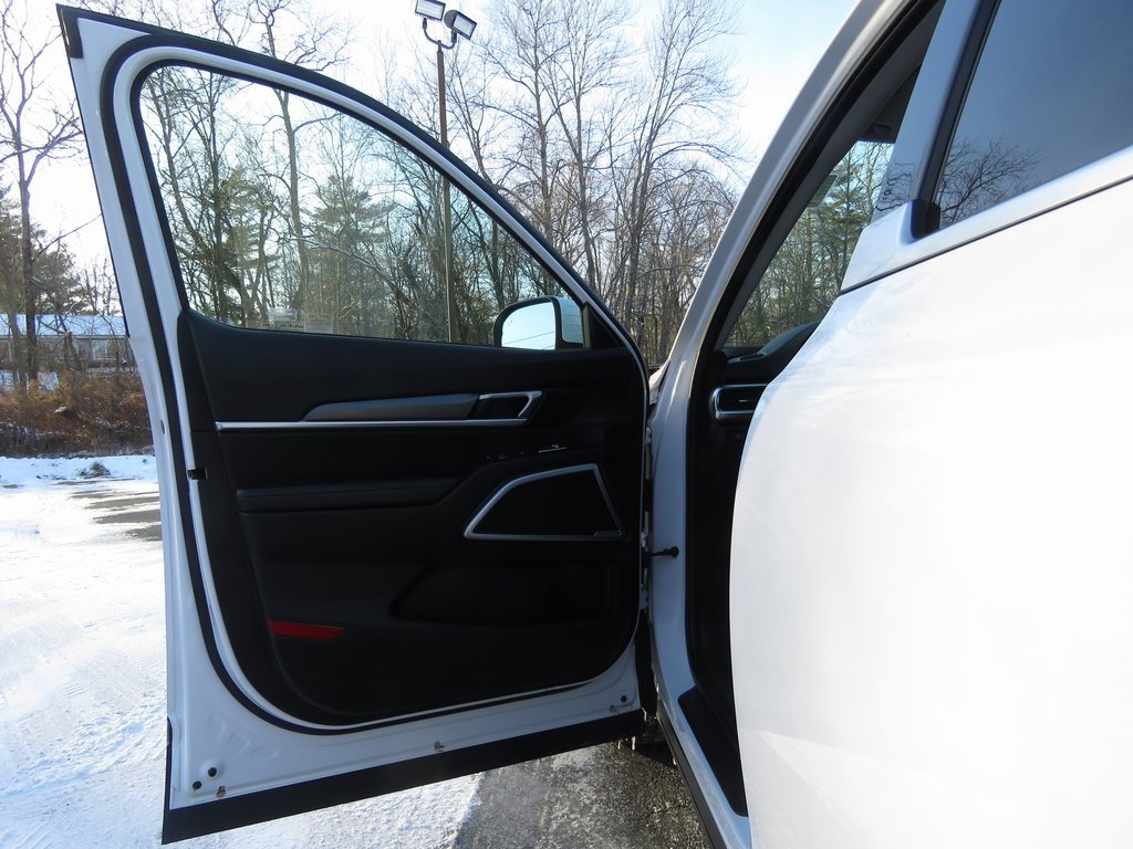 Used 2022 Kia Telluride S image 9