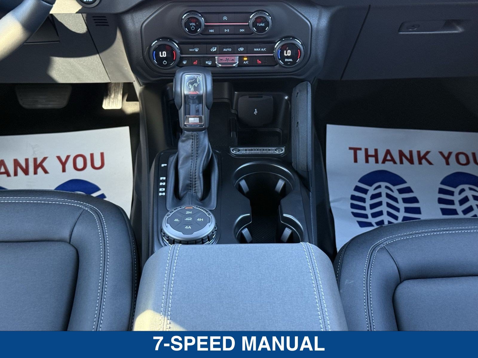 Used 2025 Ford Bronco Badlands AWD/4WD image 33