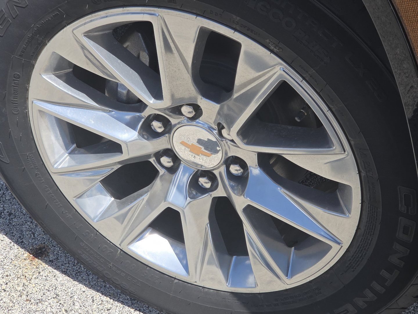 New 2026 Chevrolet Tahoe Premier w/ Sun And Tow Package AWD/4WD image 15