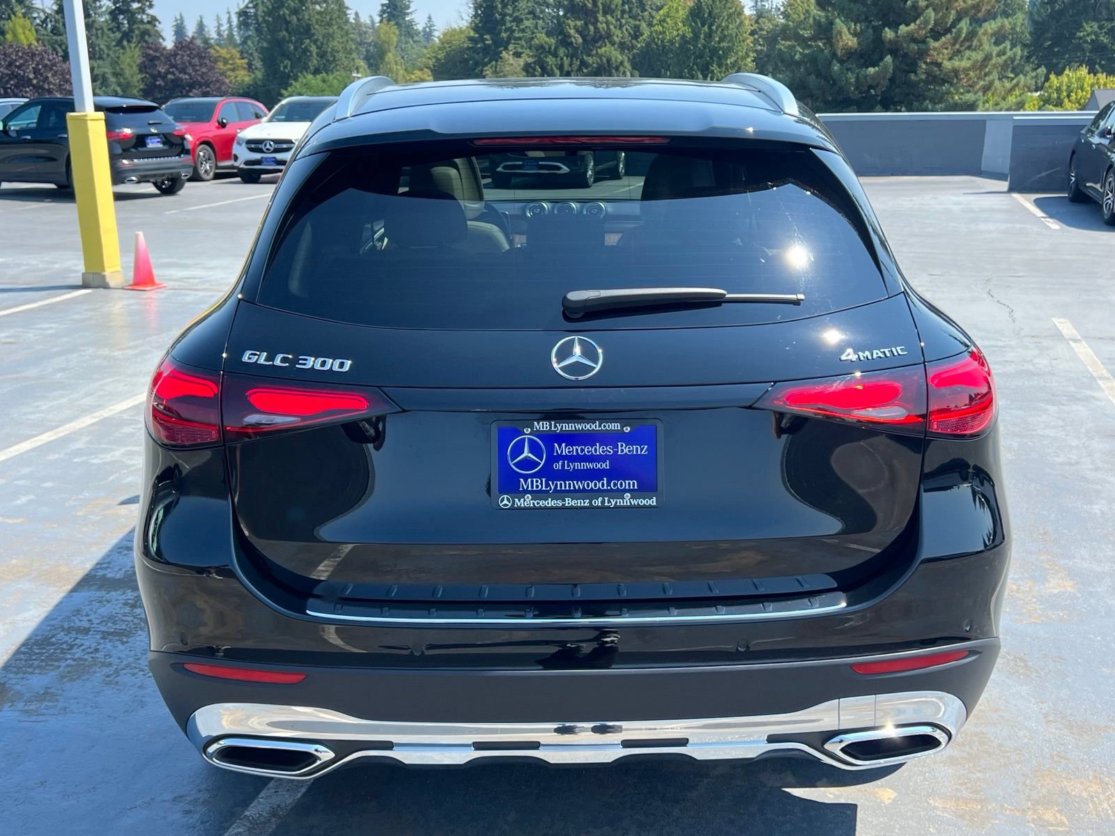 Used 2024 Mercedes-Benz GLA 250 4MATIC image 6