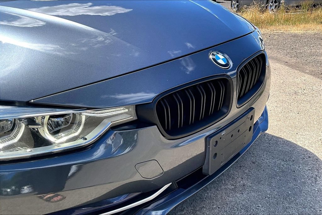 Used 2018 BMW 330i Sedan RWD image 30