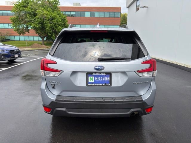Used 2021 Subaru Forester Premium AWD/4WD image 5