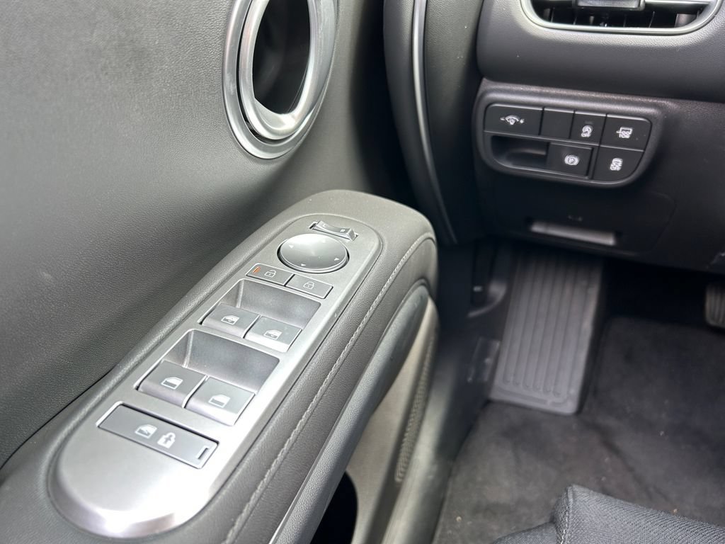 Used 2026 Hyundai Palisade SE FWD image 18