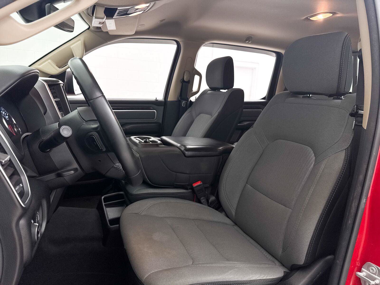 Used 2020 RAM 1500 Big Horn AWD/4WD image 19