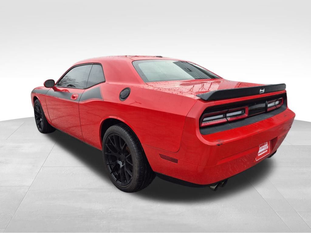 Used 2009 Dodge Challenger SE image 4